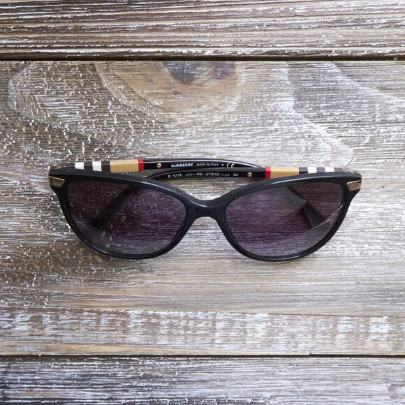 Burberry Cat Eye Sunglasses in Black | UV + Polarized Gradient Lenses - Picture 3 of 10